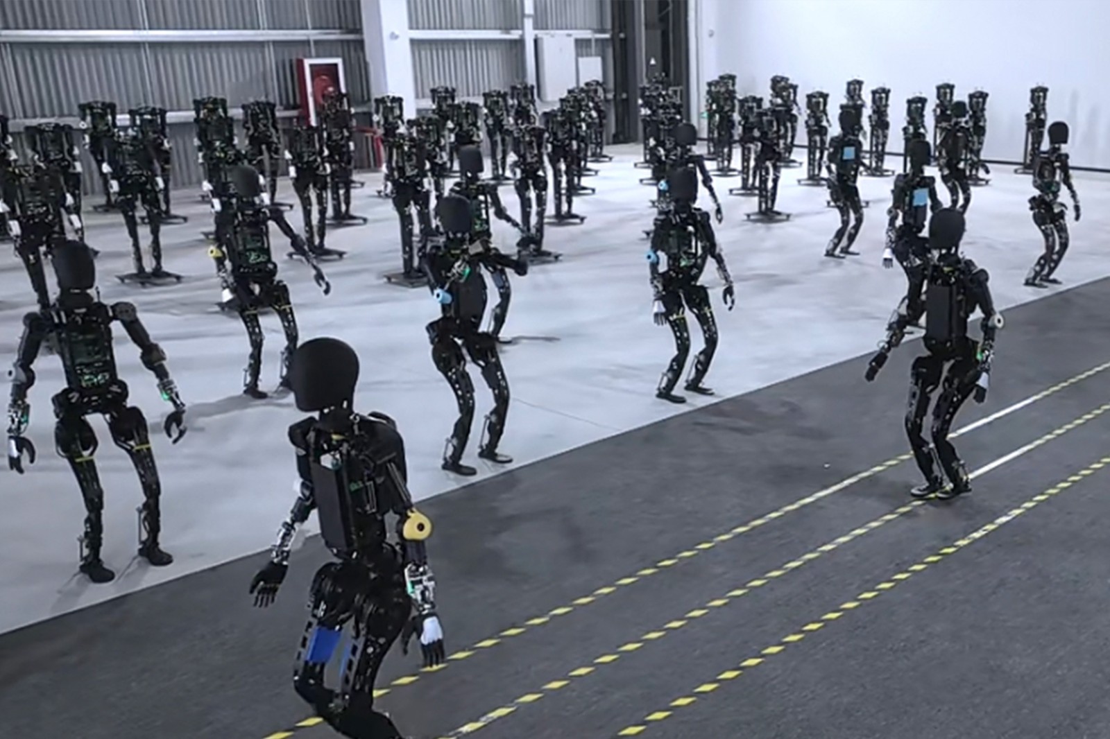 星空开启通用机器人商用量产